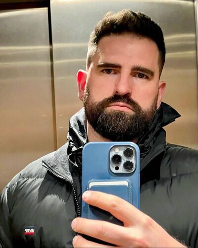  ,   Adam, 40 ,   ,   , c , 
