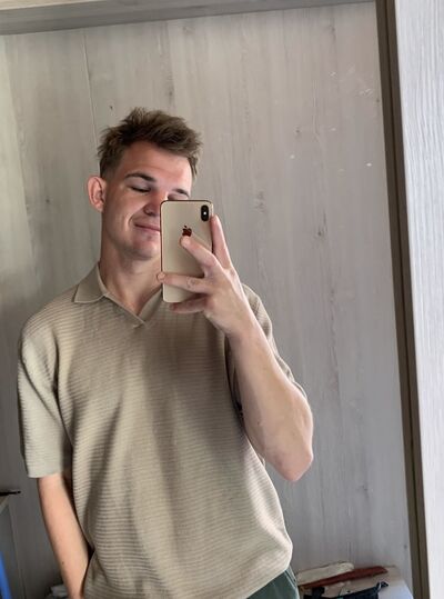  Praha,   Roman, 26 ,   ,   