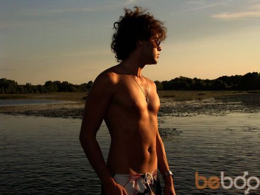  ,   Enzo, 37 ,   ,   , c , 