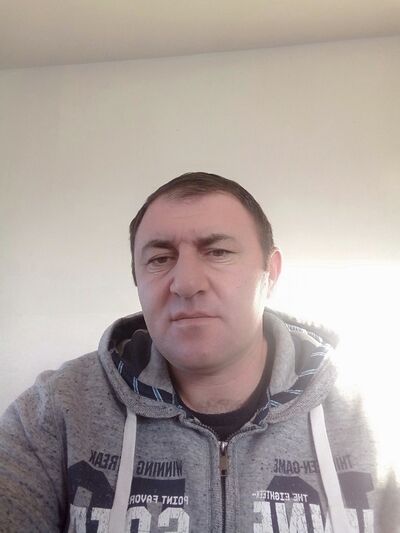  ,   Giga, 42 ,   ,   , c 