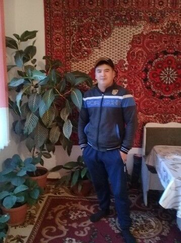  ,   Adilet, 33 ,  