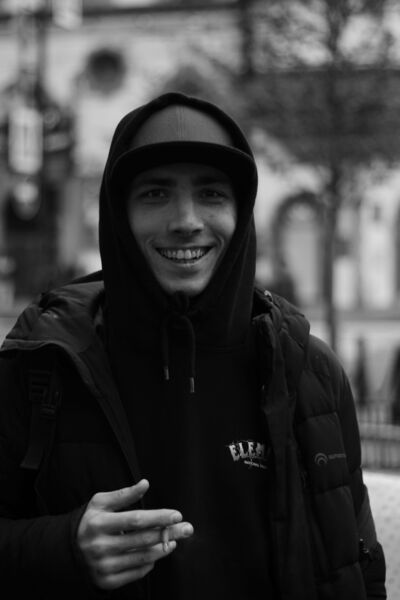  -,   , 27 ,     