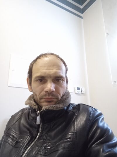  ,   Sasha, 45 ,   c 