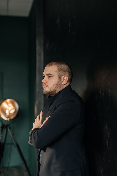  ,   Maxim, 28 ,   ,   