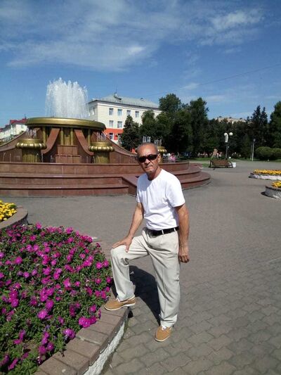  ,   Bek, 61 ,     , c 