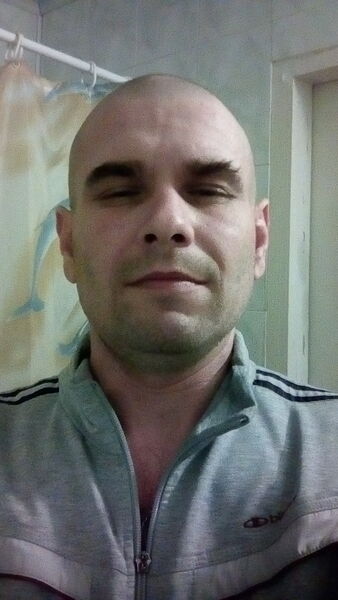 ,   Vova, 45 ,   