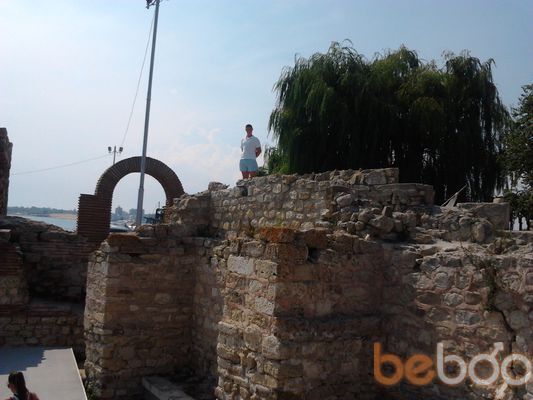  ,   Stefan, 33 ,  