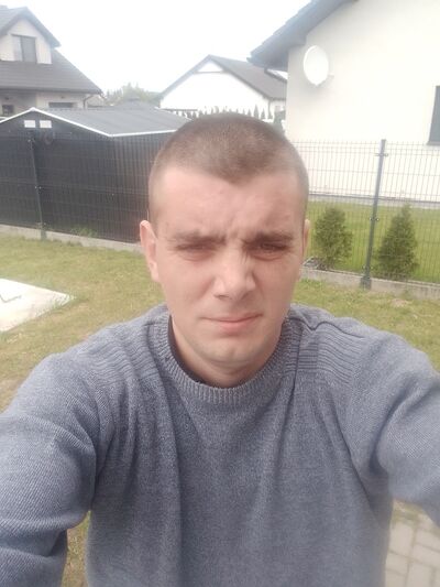  ,   Catalin, 28 ,   ,   
