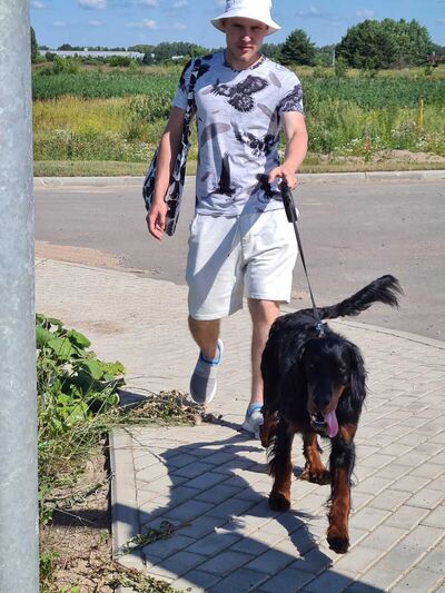  ,   Ubermensch, 20 ,   ,   , c , 