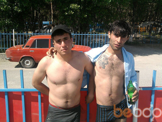  ,   Vahe, 34 ,   