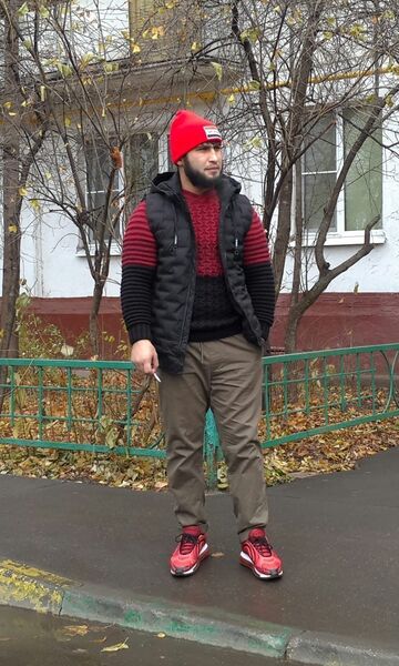  ,   ALi, 32 ,   