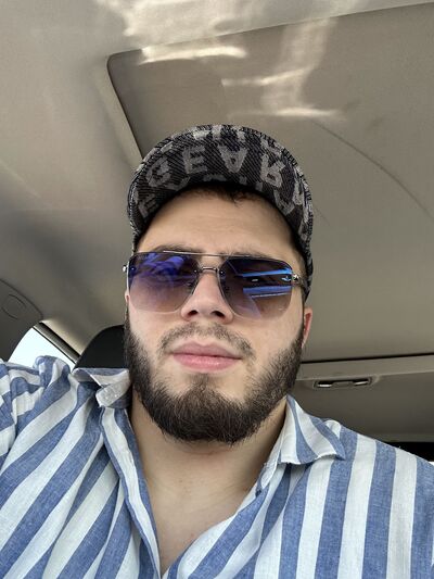  ,   Ali, 27 ,   ,   