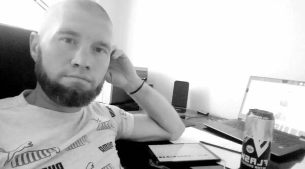  ,   Alexander, 33 ,     , c 