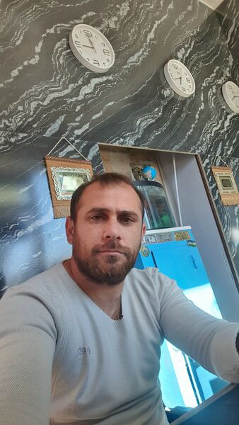  ,   Man, 37 ,   ,   