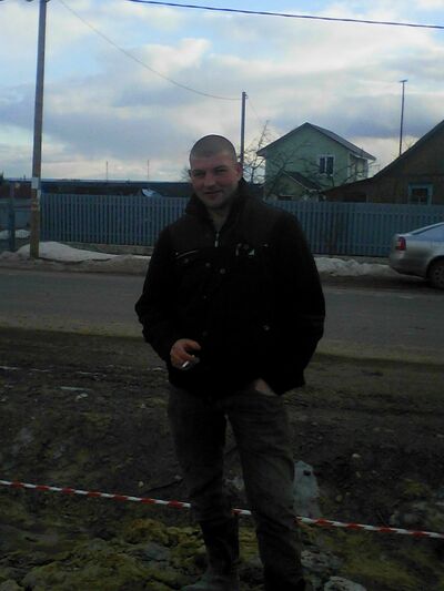  -,   Dmitrii, 40 ,  