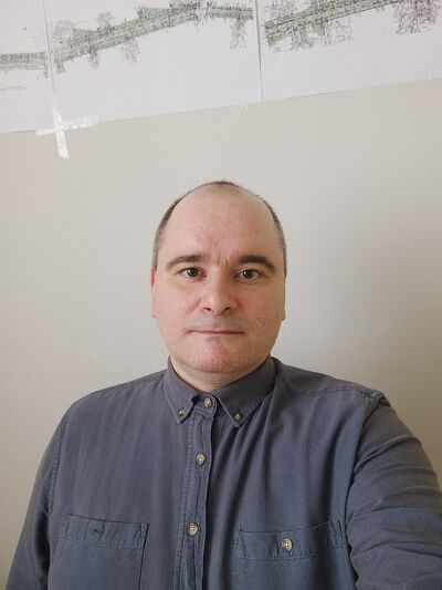  ,   Eugene, 42 ,   c 