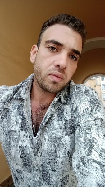  -,   Mohamed, 32 ,   ,   