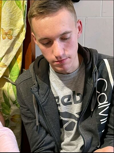  ,   Mike, 21 ,   ,   , 