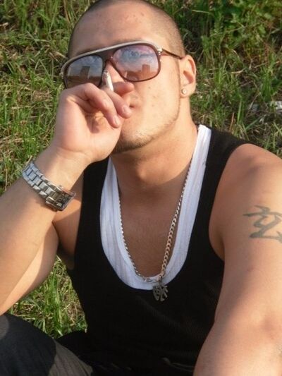  ,   Vk Robert Mr, 42 ,   