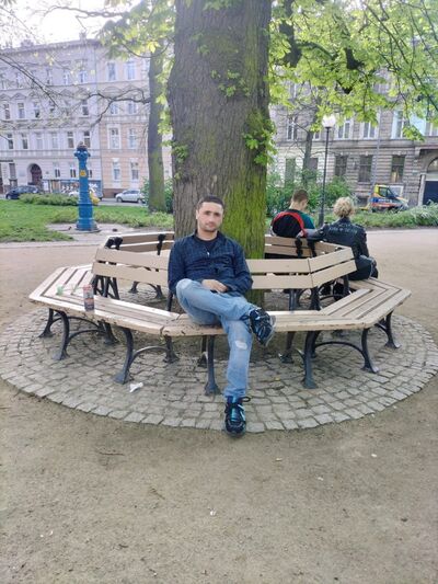 ,   Alex, 37 ,   ,   , c , 