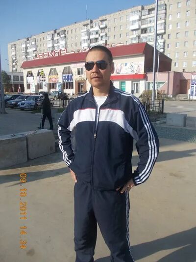  ,   Den, 42 ,   ,   