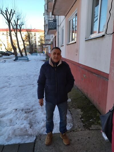  ,   Igor, 57 ,   