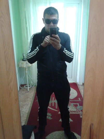  ,   Aza, 37 ,   