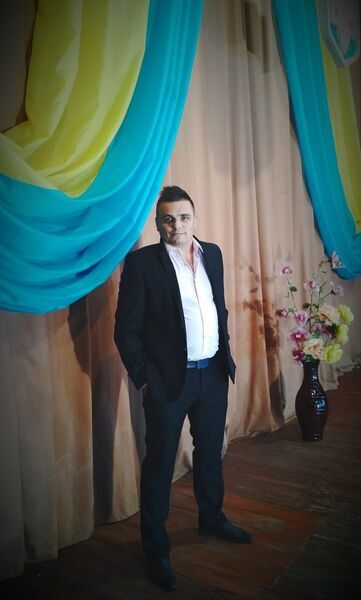  ,   Serg Piland, 38 ,   ,   , c 