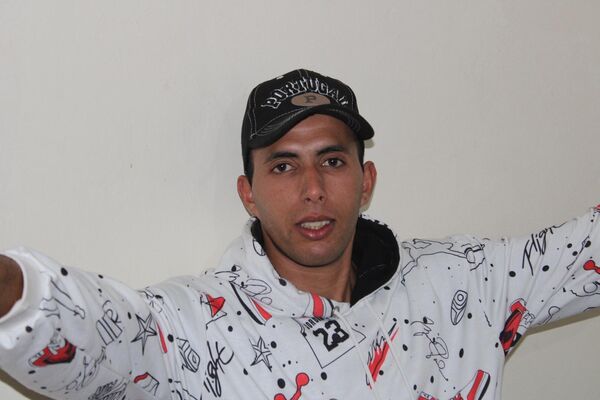  ,   Walid, 27 ,   ,   , c , 