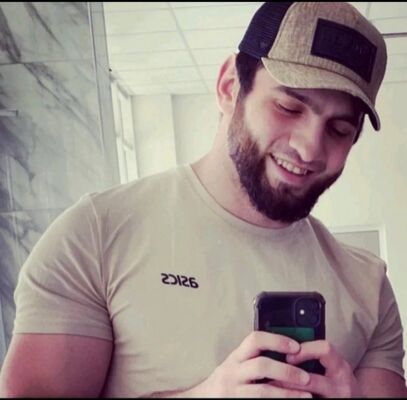  ,   Artur, 26 ,   ,   