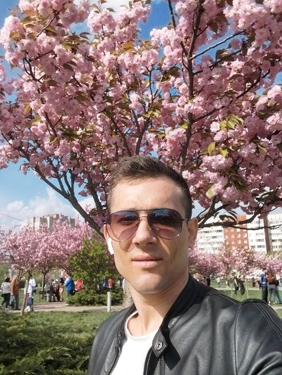  ,   Igor, 25 ,   ,   