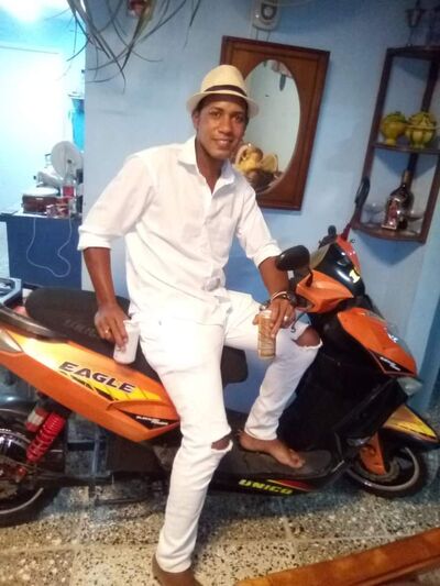  ,   Yoelmis, 37 ,   ,   
