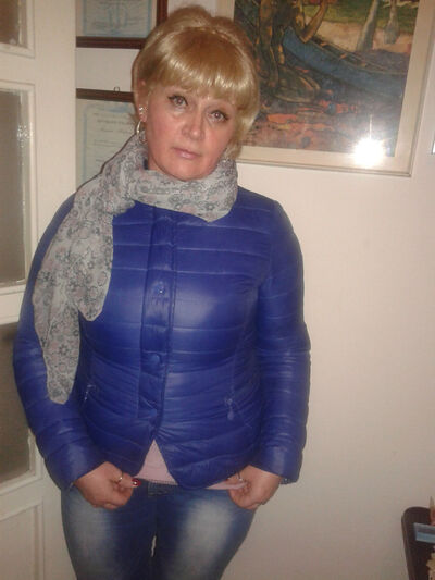  ,   Scarllet, 61 ,     , c 