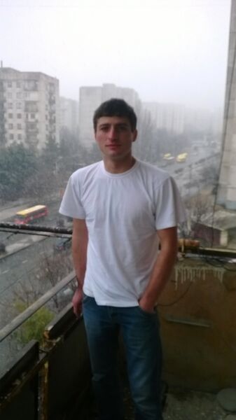  ,   Vano, 32 ,   