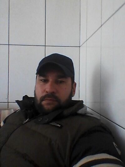  ,   Atajan, 40 ,   