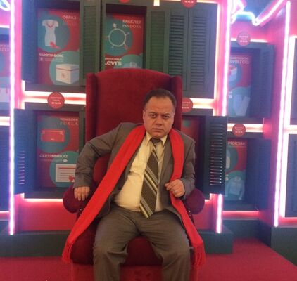  ,   Gagik, 48 ,   ,   , c 