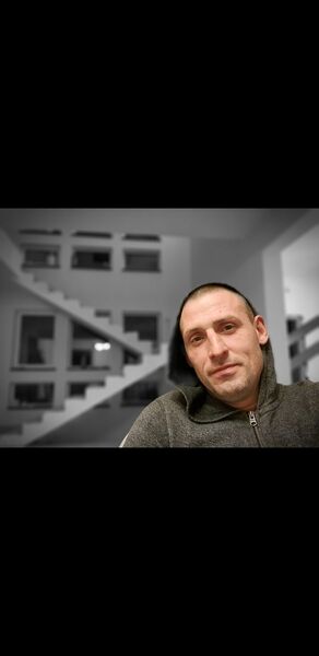  ,   Andrey, 42 ,   c 