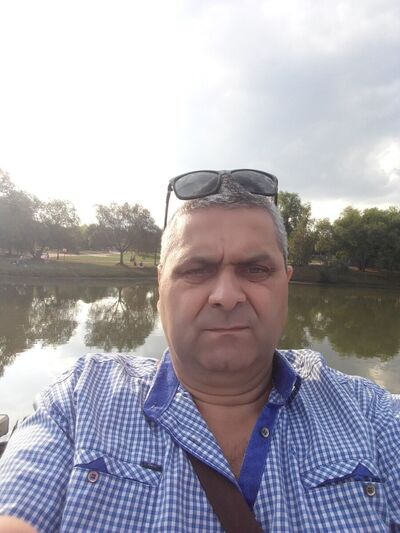  ,   Momcilo, 56 ,   ,   , c 