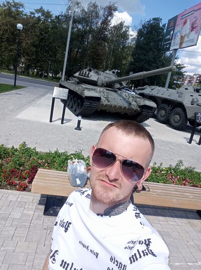  ,   Artem, 31 ,   ,   , c 