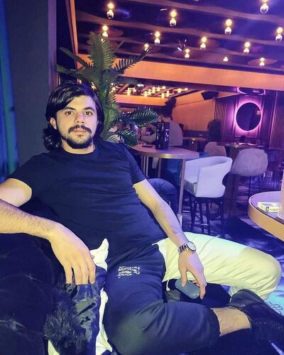  ,   Carlos, 27 ,   ,   