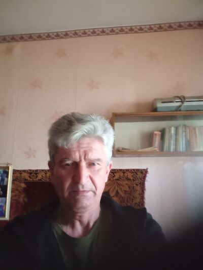  ,   Andrej, 56 ,   c 