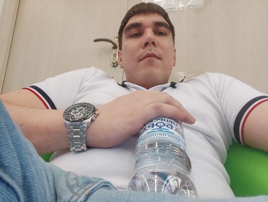  ,   Maxim, 34 ,   ,   