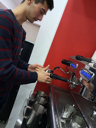  ,   Seymur, 25 ,   ,   , c 