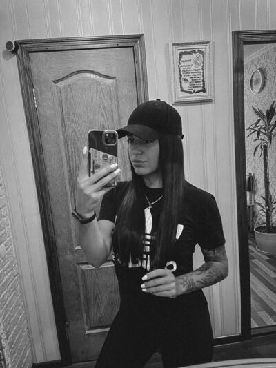  ,   Karina, 26 ,   ,   , c 