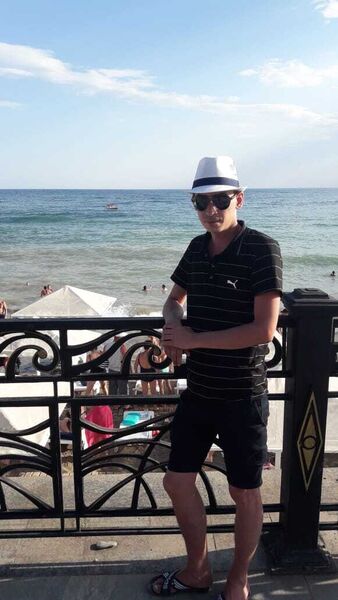  ,   Artyom, 33 ,     , c 
