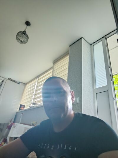  ,   David, 37 ,   ,   , c 