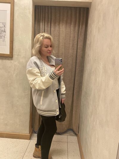 Pusan,   , 28 ,     , c 