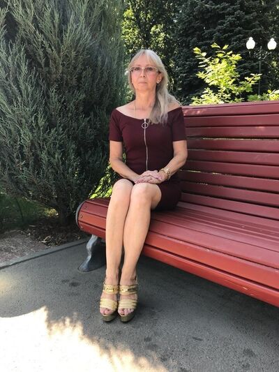  ,   Lara, 58 ,  