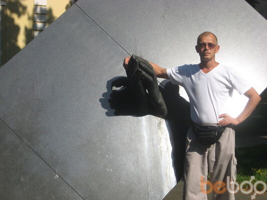  ,   Erik, 54 ,   