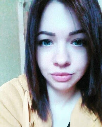  ,   Karina, 26 ,  